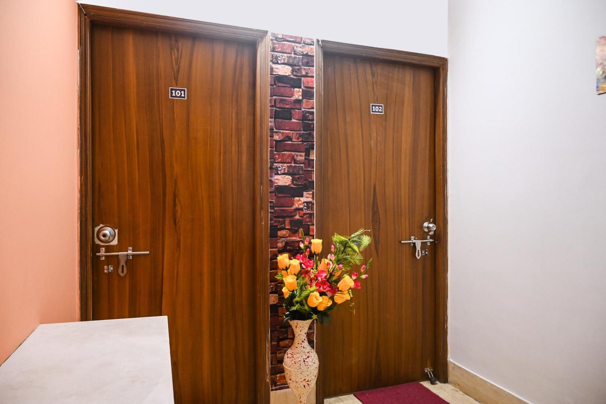 Hotel O Shraddha Residency 2 Calcutta Exterior foto
